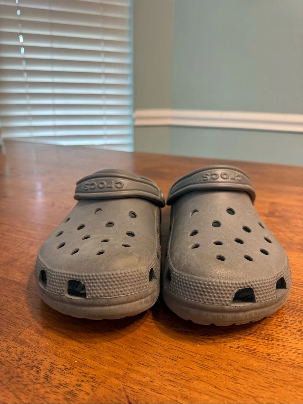 Crocs Classic Clog Charcoal Slate Gray Slip On Sandals Men's 10 Women's 12